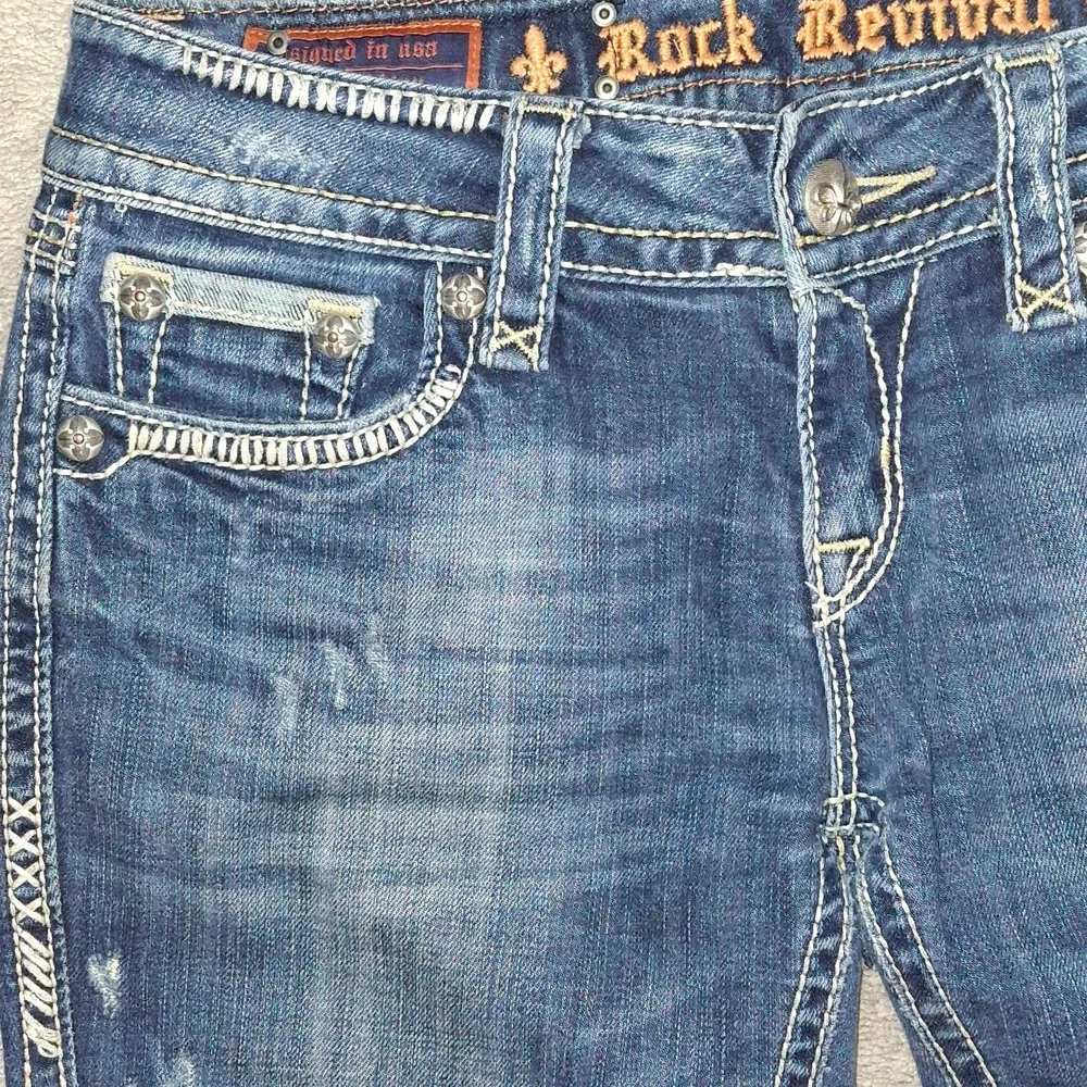EUC Rock Revival Alanis Boot Cut Jeans - Picture 9 of 13